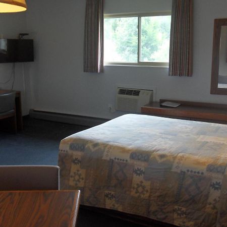 Swan Inn Motel Comstock Park Εξωτερικό φωτογραφία
