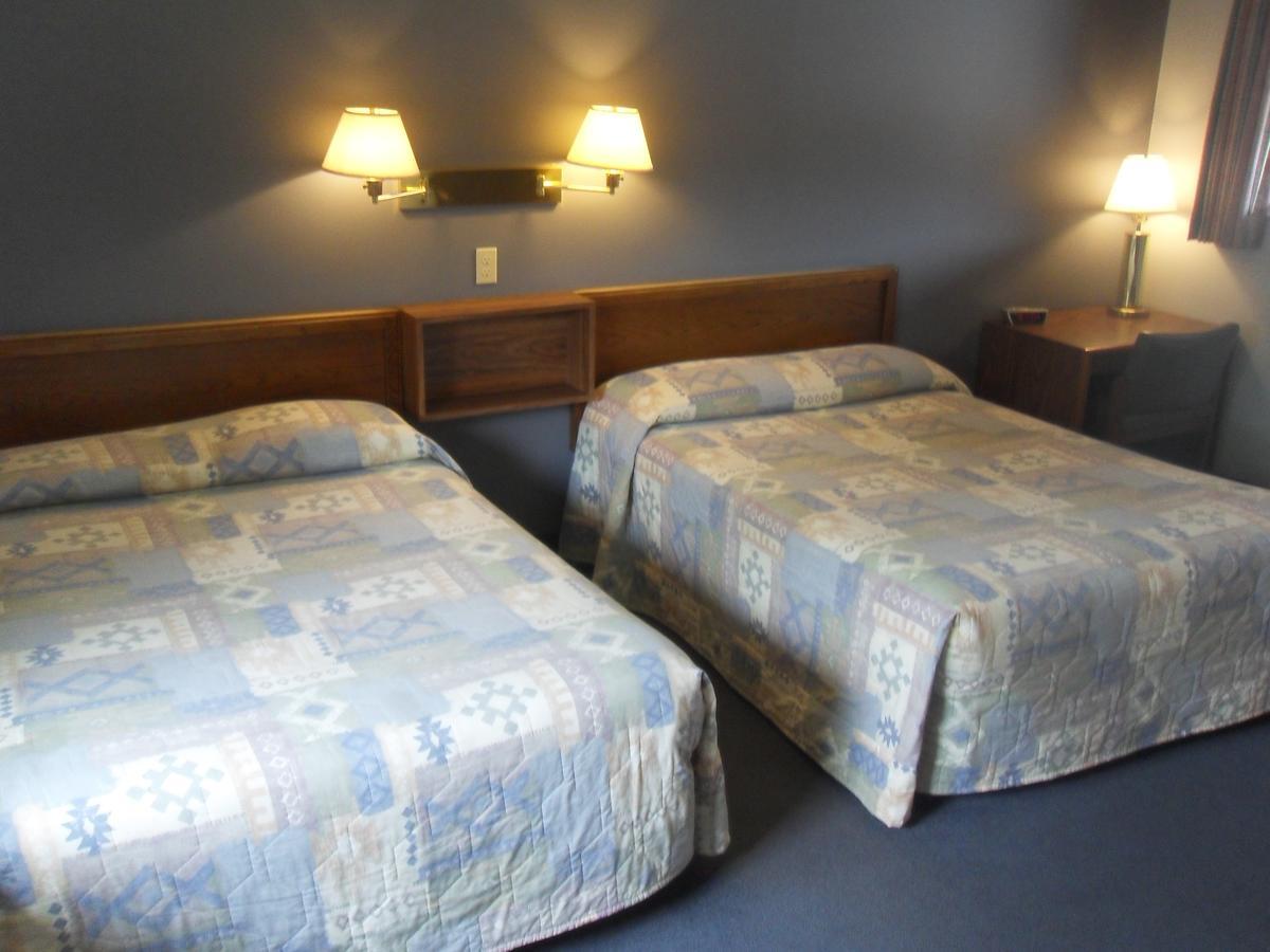 Swan Inn Motel Comstock Park Εξωτερικό φωτογραφία