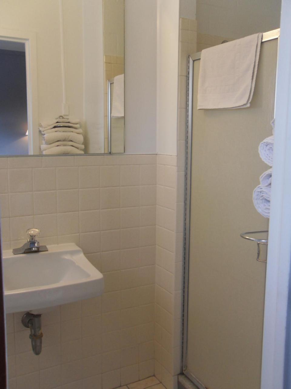 Swan Inn Motel Comstock Park Εξωτερικό φωτογραφία